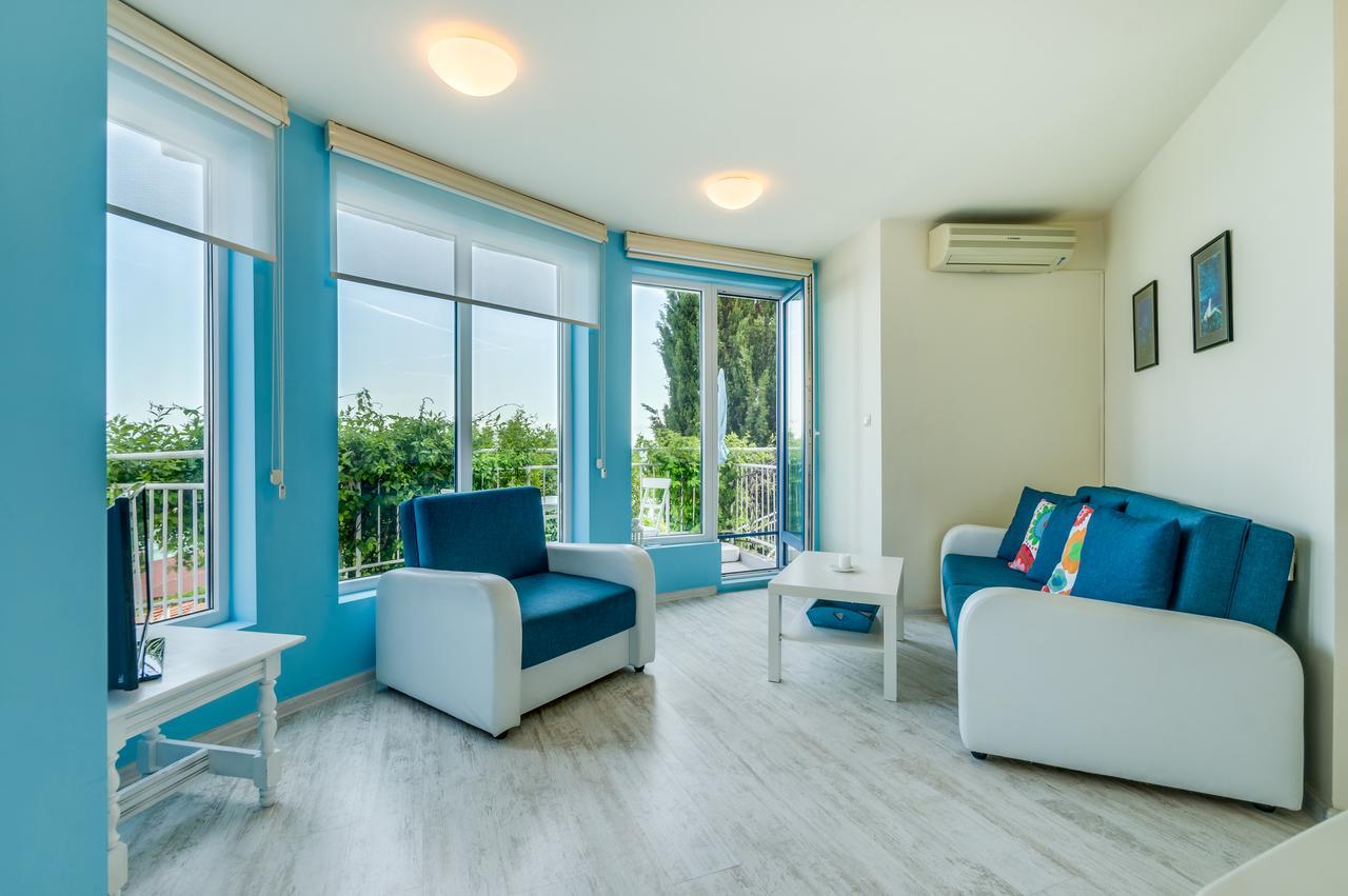 Villa White Dove 골든샌드 외부 사진