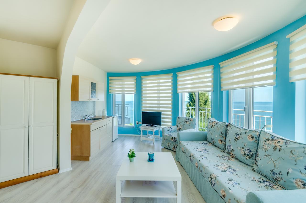 Villa White Dove 골든샌드 외부 사진