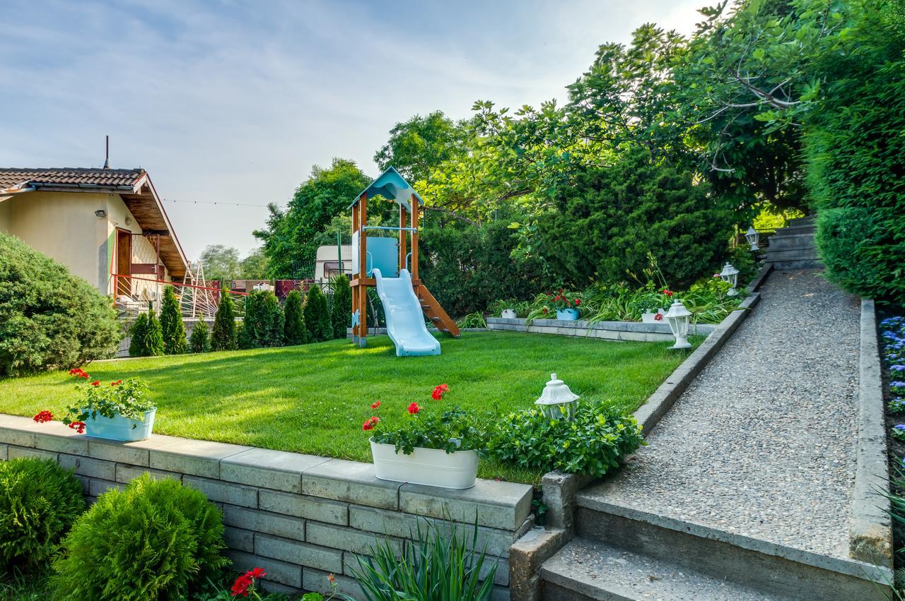 Villa White Dove 골든샌드 외부 사진