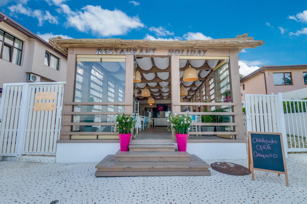 Villa White Dove 골든샌드 외부 사진